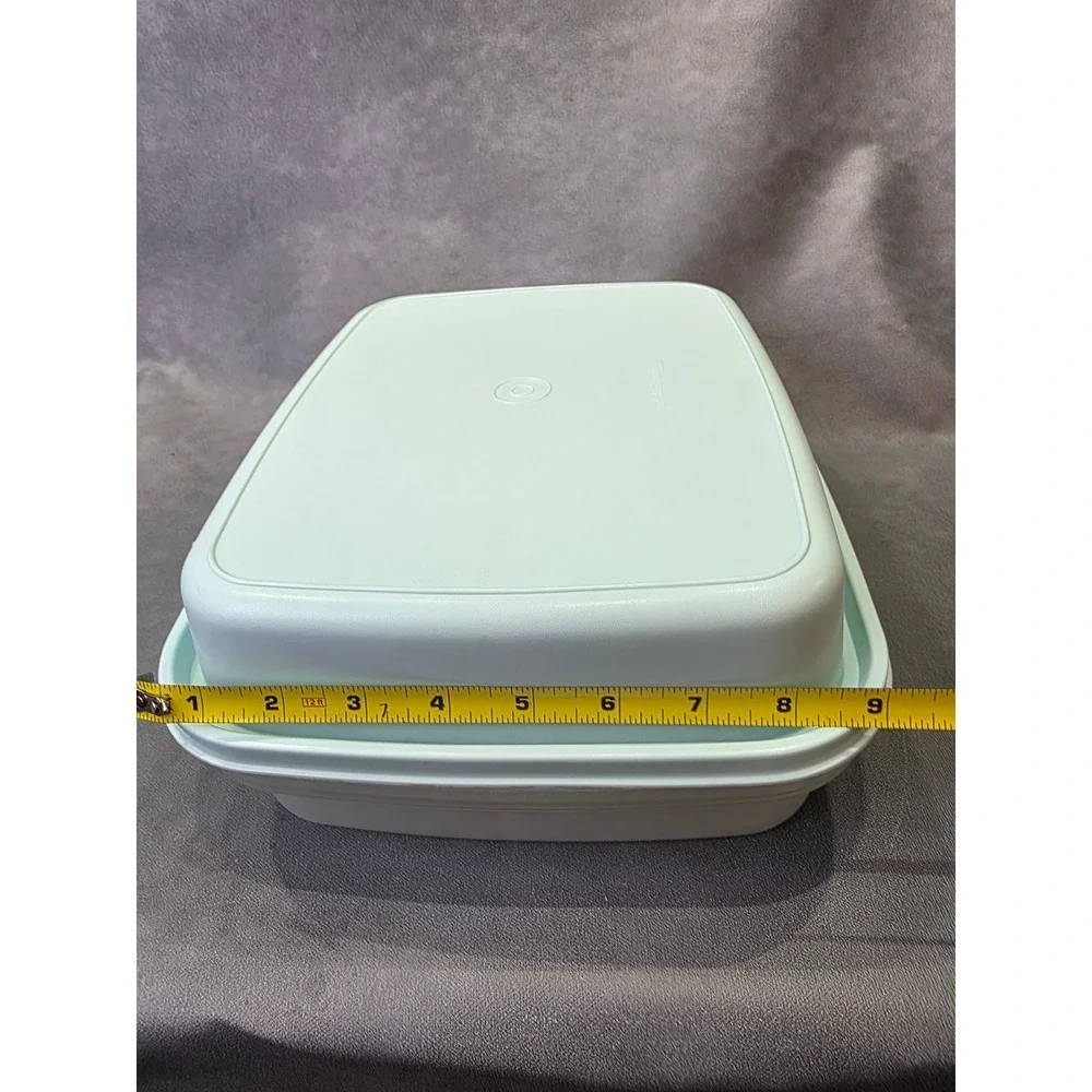 Vintage Tupperware Mint Green Rectangular Cake Taker Food Storage Container Set